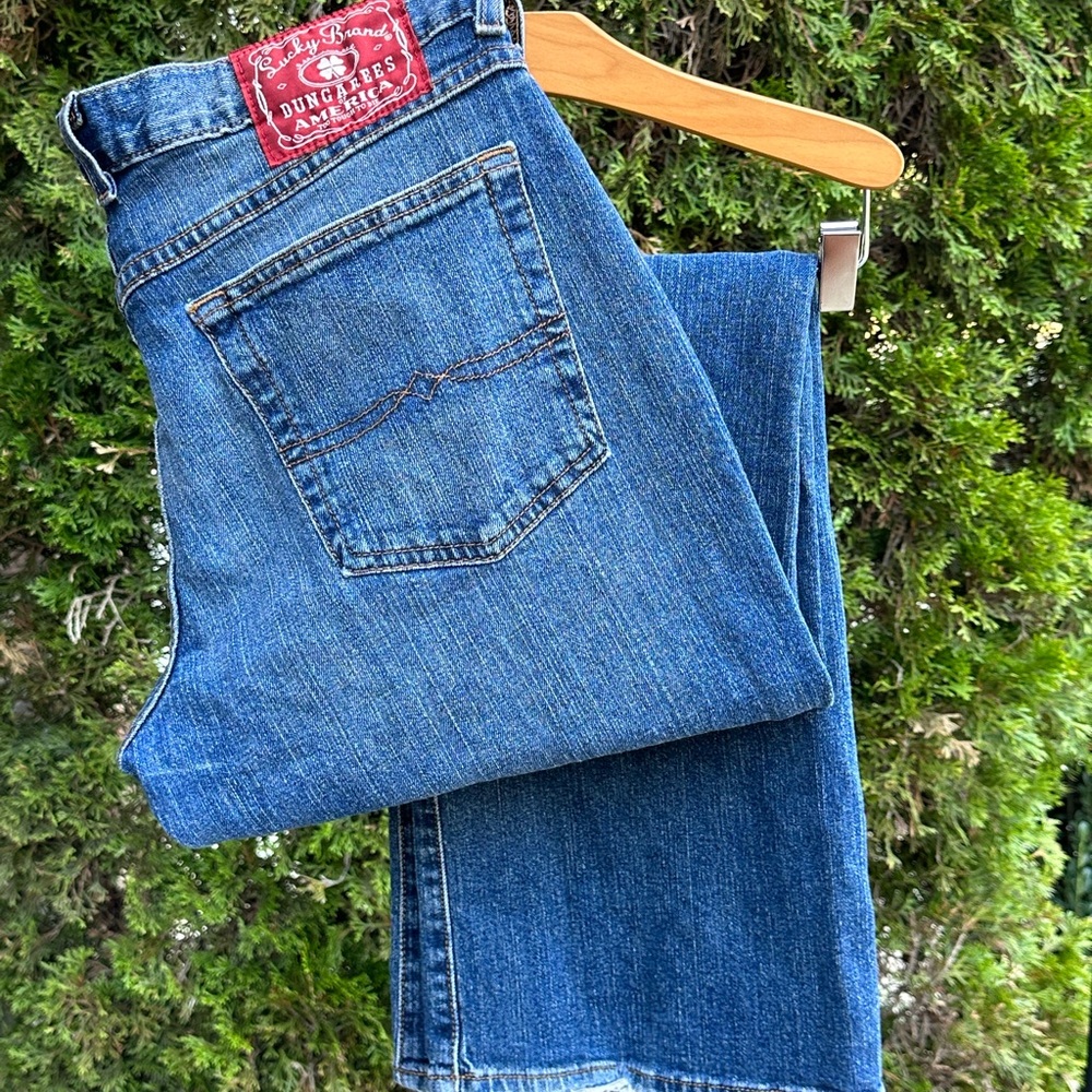 Vintage Women’s Lucky Brand Red Patch Blue Denim Jeans